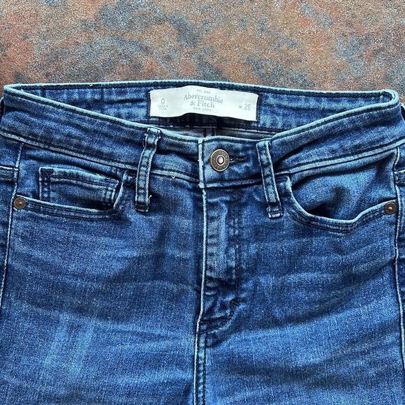 abercrombie high rise jeans - Picture 2 of 5